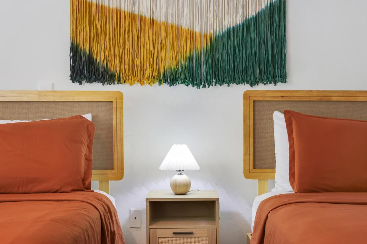 Tropics Hotel Маями Бийч Екстериор снимка