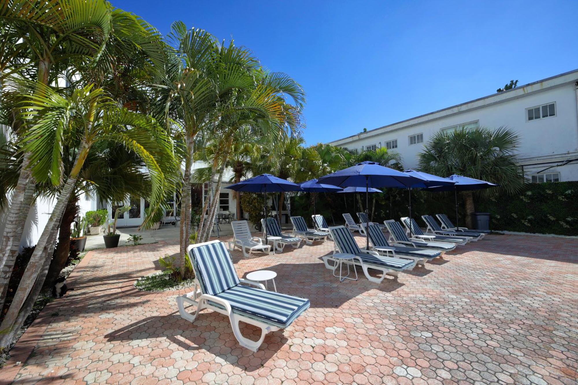 Tropics Hotel Маями Бийч Екстериор снимка