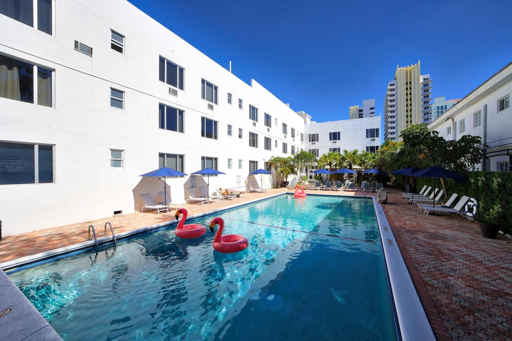 Tropics Hotel Маями Бийч Екстериор снимка