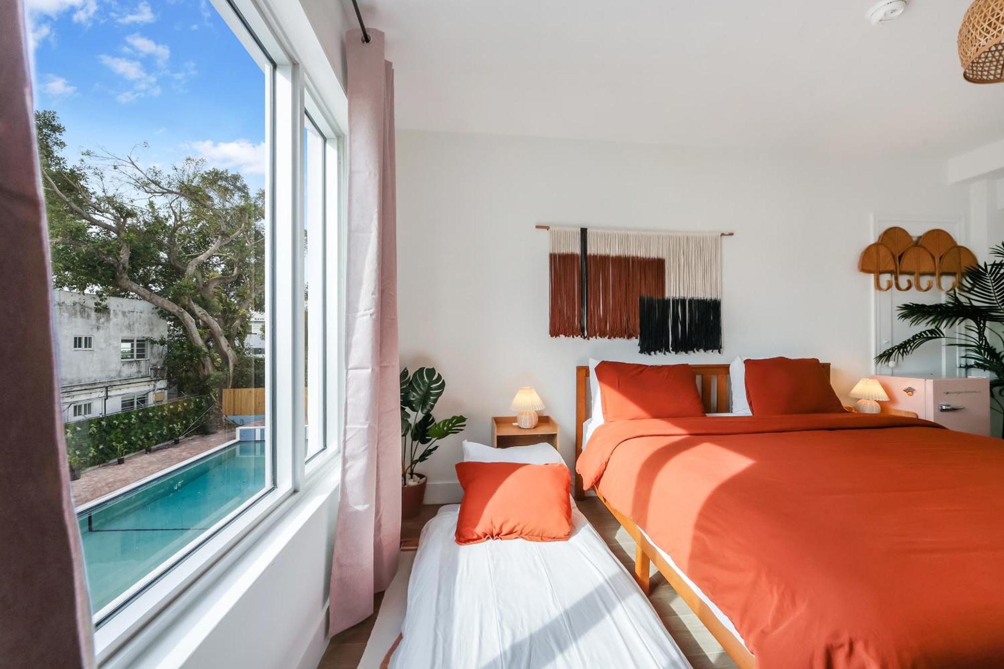 Tropics Hotel Маями Бийч Екстериор снимка